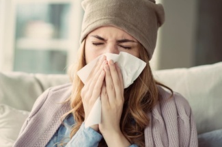 Allergie im Winter: Milben, Tierhaare, Kreuzallergien